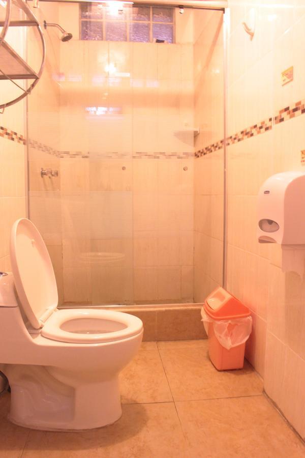 Waikiki Hostel